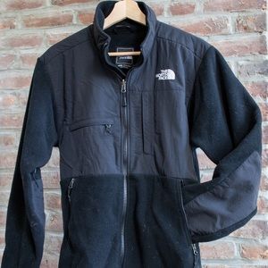 The North Face Men’s Denali Fleece Black Jacket (Small)